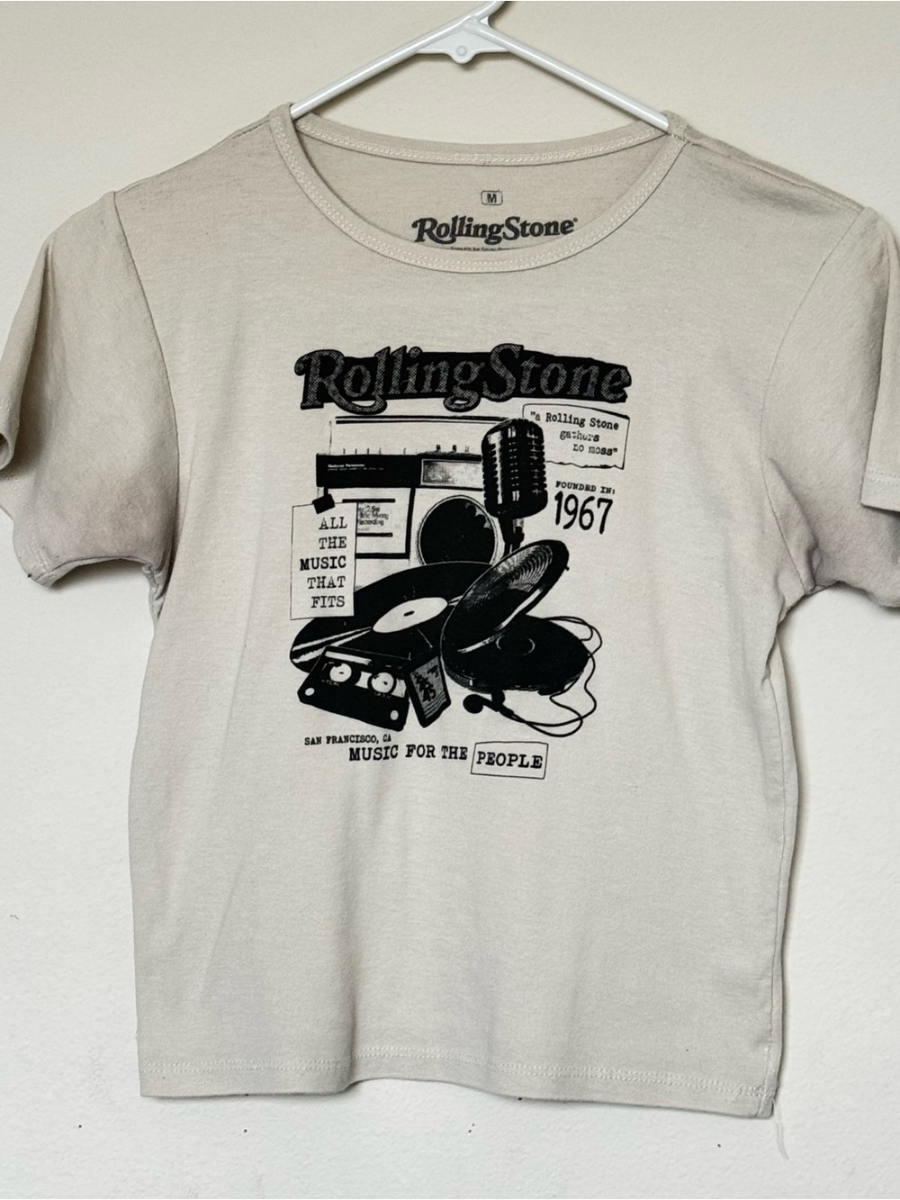 Juniors Rolling Stone Graphic Tee Beige Size Medium